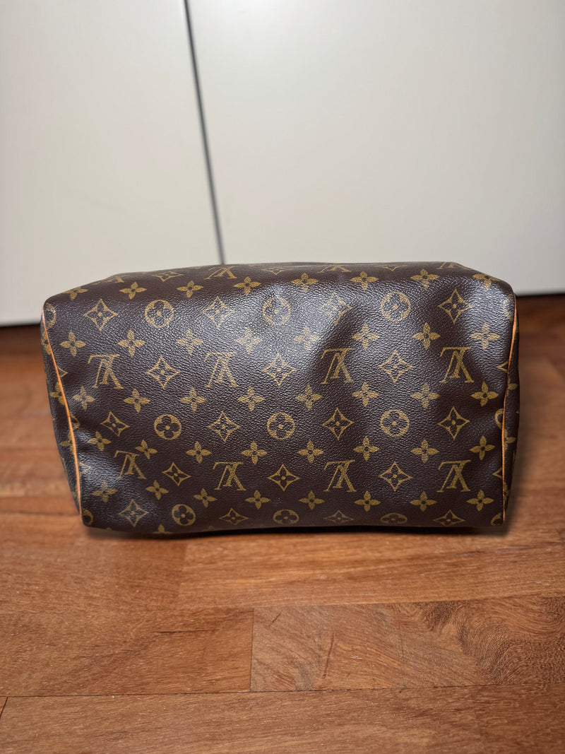 Louis Vuitton Speedy
