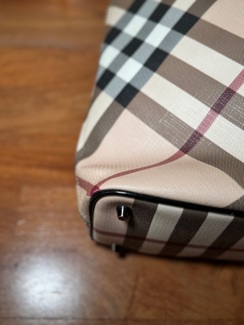 Shopping Burberry
