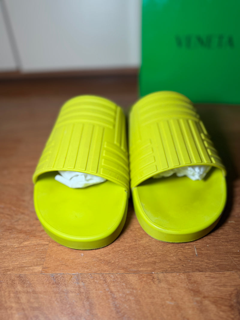 Slides Bottega Veneta