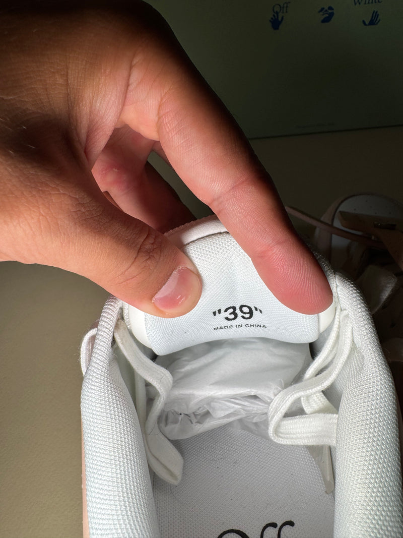Off White Out Of Office ‘OOO’