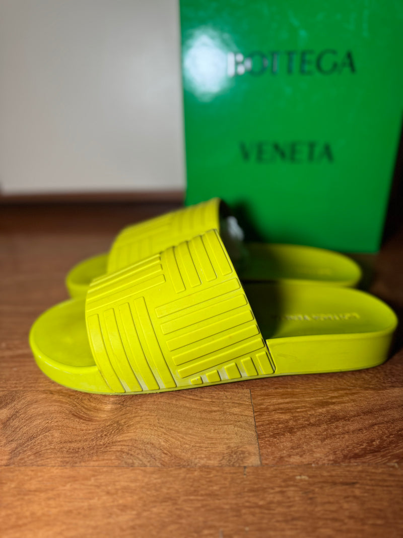 Slides Bottega Veneta