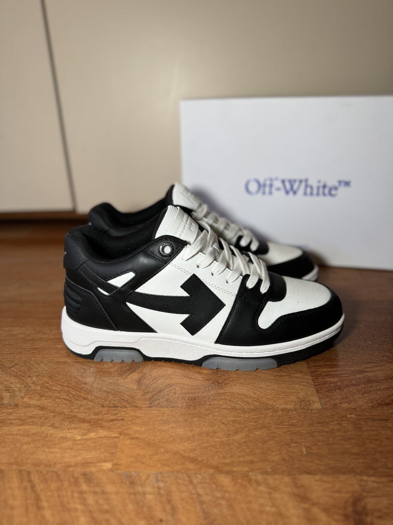 Off-white Out Of Office ‘OOO’